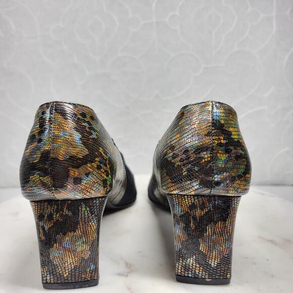 VTG Carriage Court Coco Heels Womens 7.5 Wide Black Reptile Leather Square Toe - Picture 2 of 15